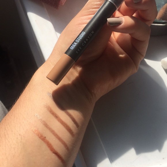 New Ulta eyeshadow sticks - Picture 5 of 8